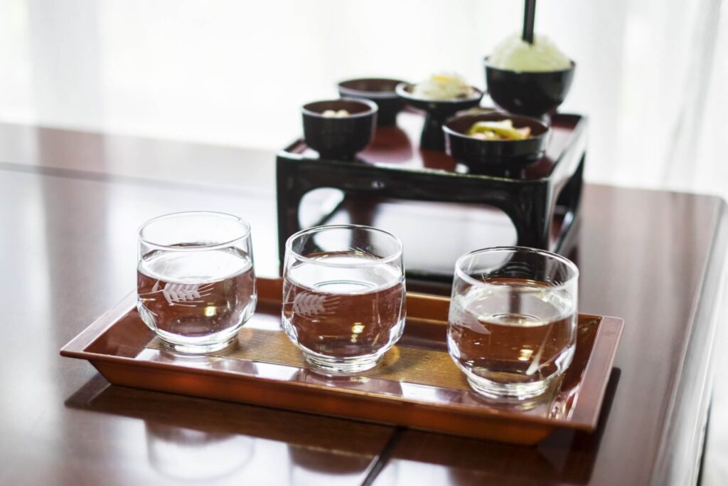 水やお茶を供える意味