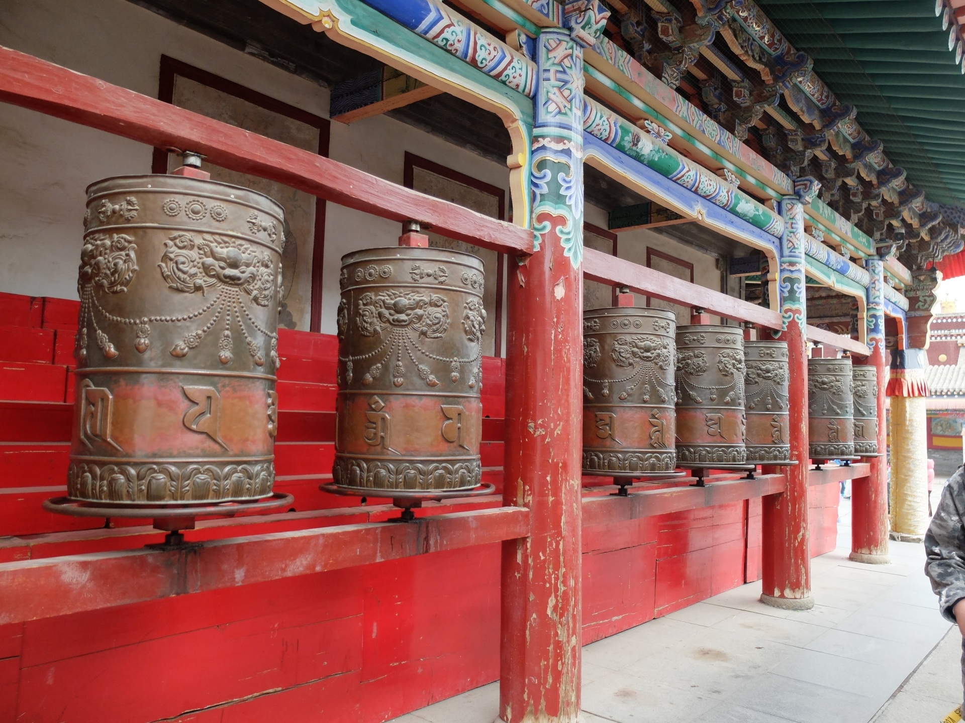 海外の仏壇に相当する文化